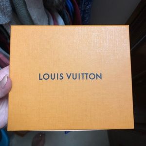 Louis Vuitton box for keychain